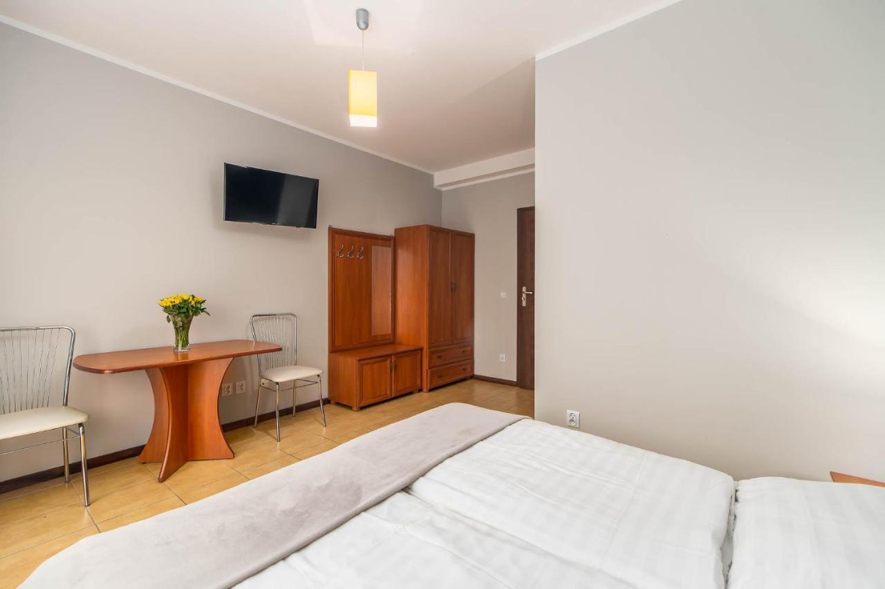 Awenturyn - Pokoje Apartamenty Noclegi Grzybowo Гжибово Екстер'єр фото